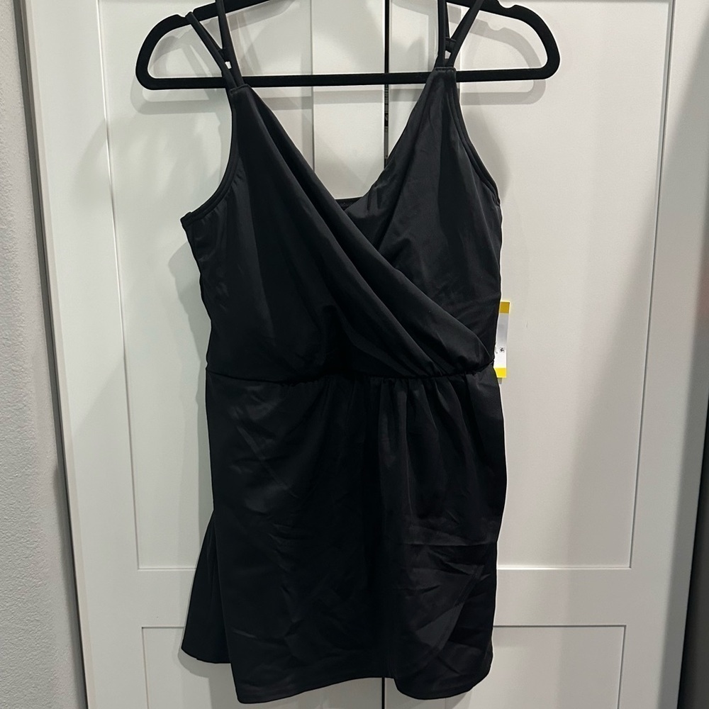 Land’s End Black Tulip Wrap swim dress new with tags wrap one piece medium
